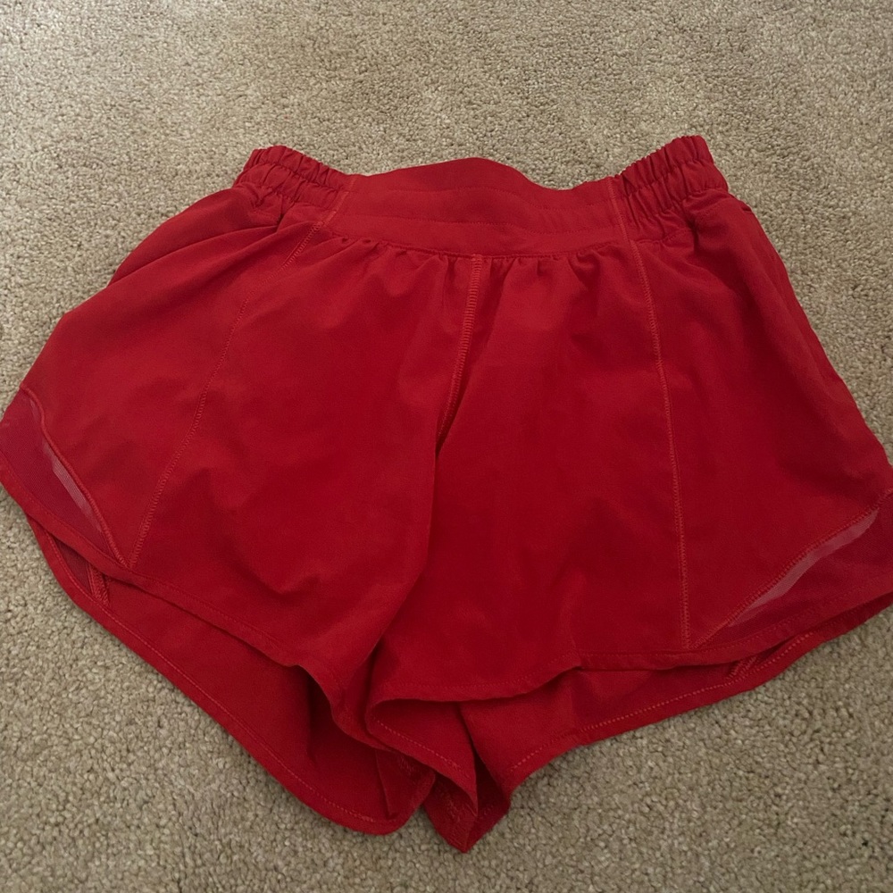 Red Lululemon Hotty Hot Low Shorts Size 4